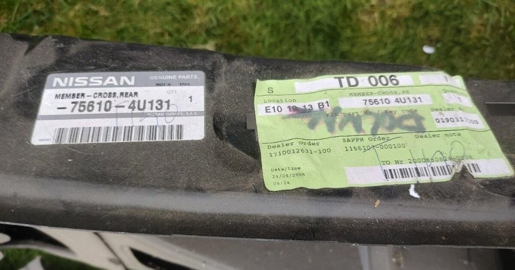 Nissan - zadne celo čelo vana zadna podlaha - novy diel - 10