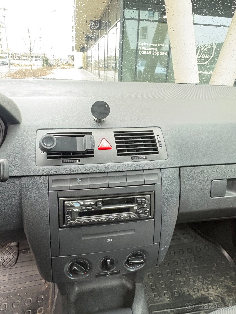 Predám Škodu Fabia 6Y - 10