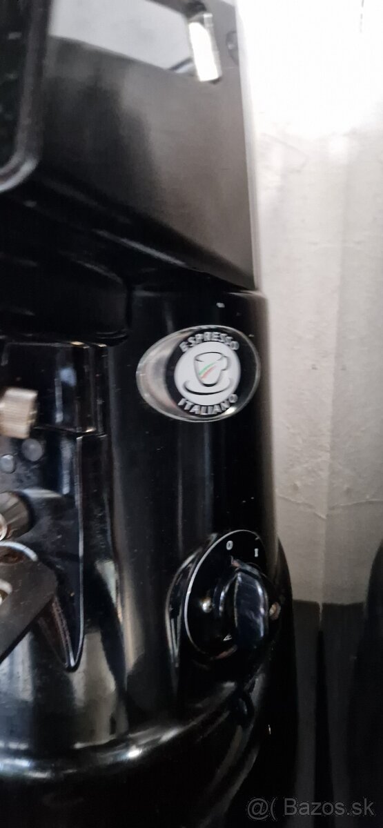 PROFI KÁVOVAR ROCKET ESPRESSO MILAN S MLYNČEKOM - 10