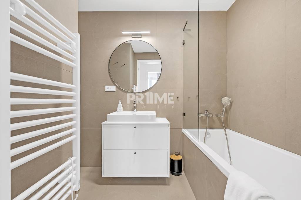 EXKLUZÍVNY 2i byt, PRÍSTAVNA,LOGGIA ,CHLADENIE,PARKING,Plyná - 10