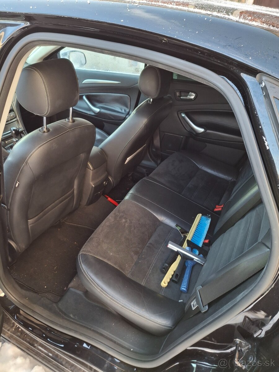 Ford Mondeo Titanium X Plus 2.0 TDCi - 10