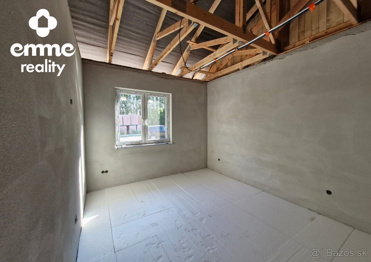 Rodinný dom s 2 bytovými jednotkami v DS, Florida V.P. - 10