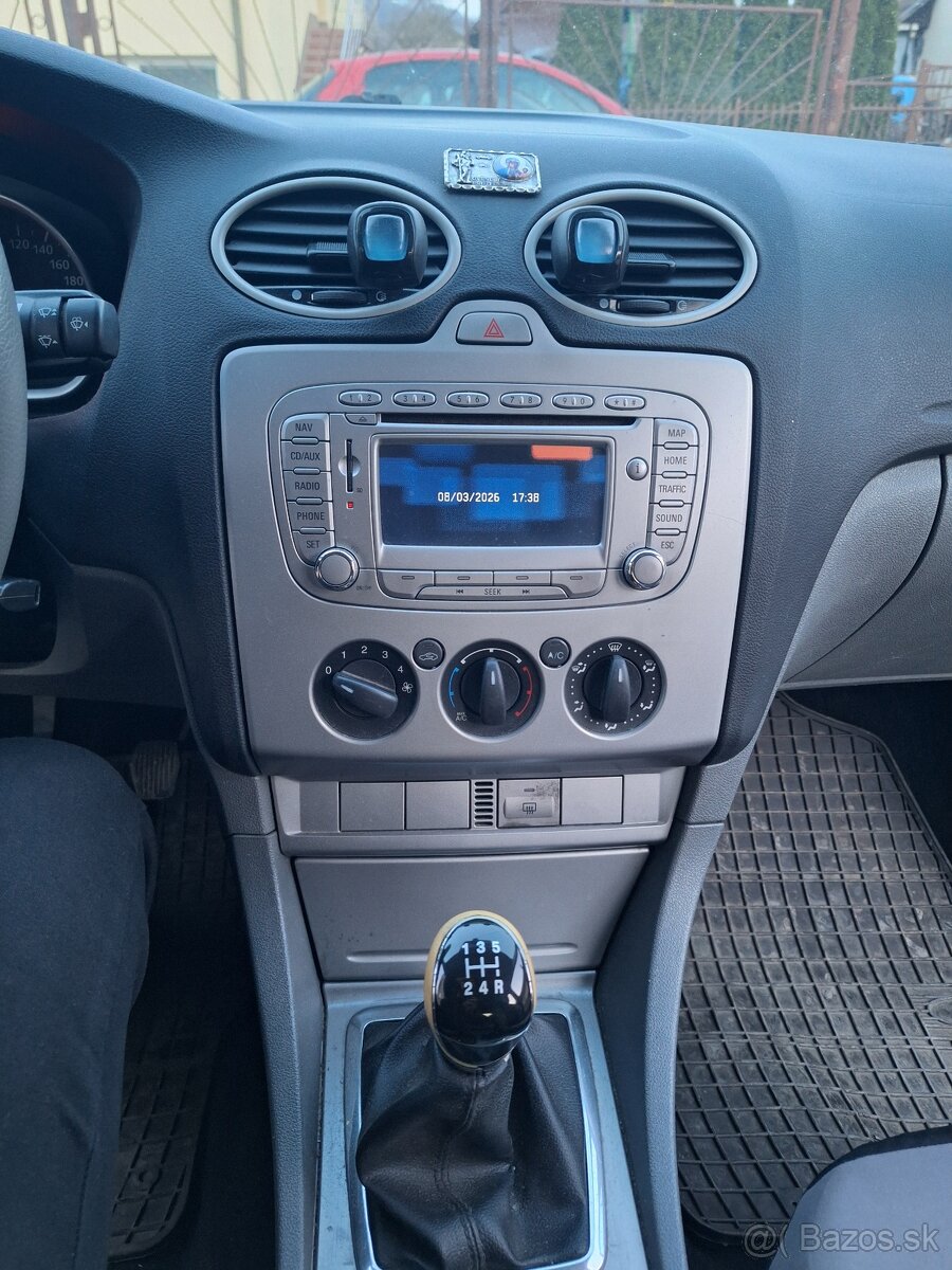 Ford Focus combi 1.6 tdci, 80 kW, r.v. 2/2011 - 10