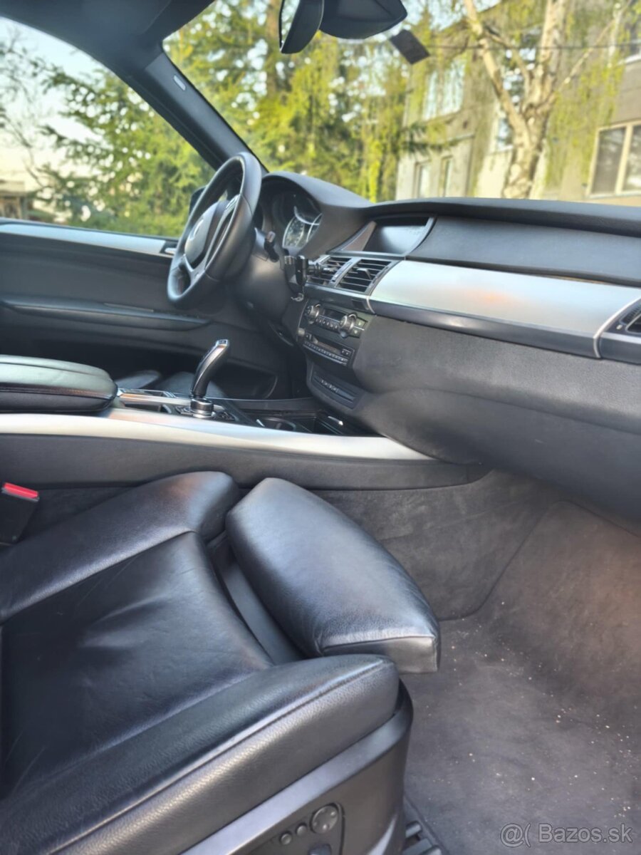 BMW X5 xDrive35d M-packet - 10