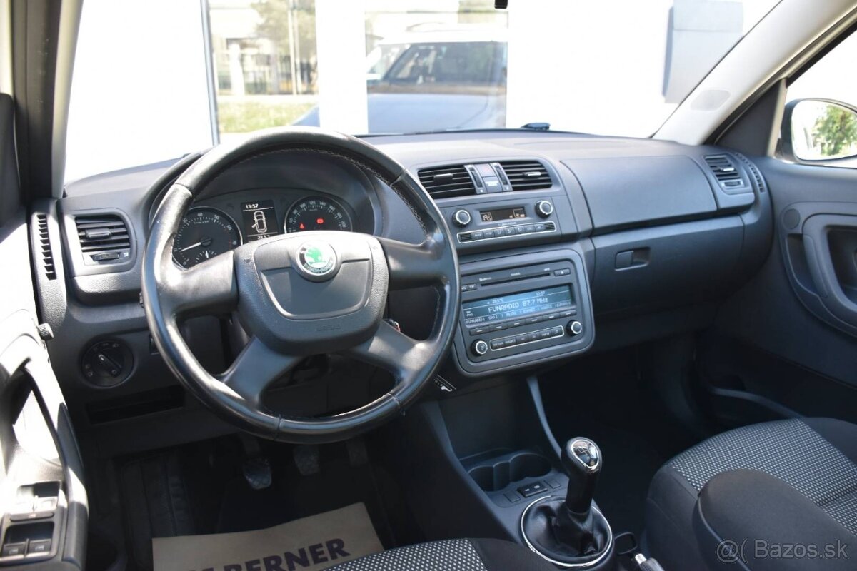 Škoda Roomster 1.2 TSI Scout - 10