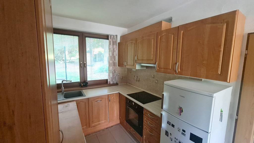 Murovaná chata v rekreačnej oblasti , Moravany nad Váhom - V - 10