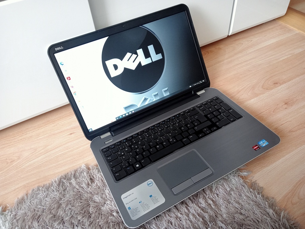 veľký 17" ntb DELL / Intel core i5 / 8gb ram / 500gb ssd - 10