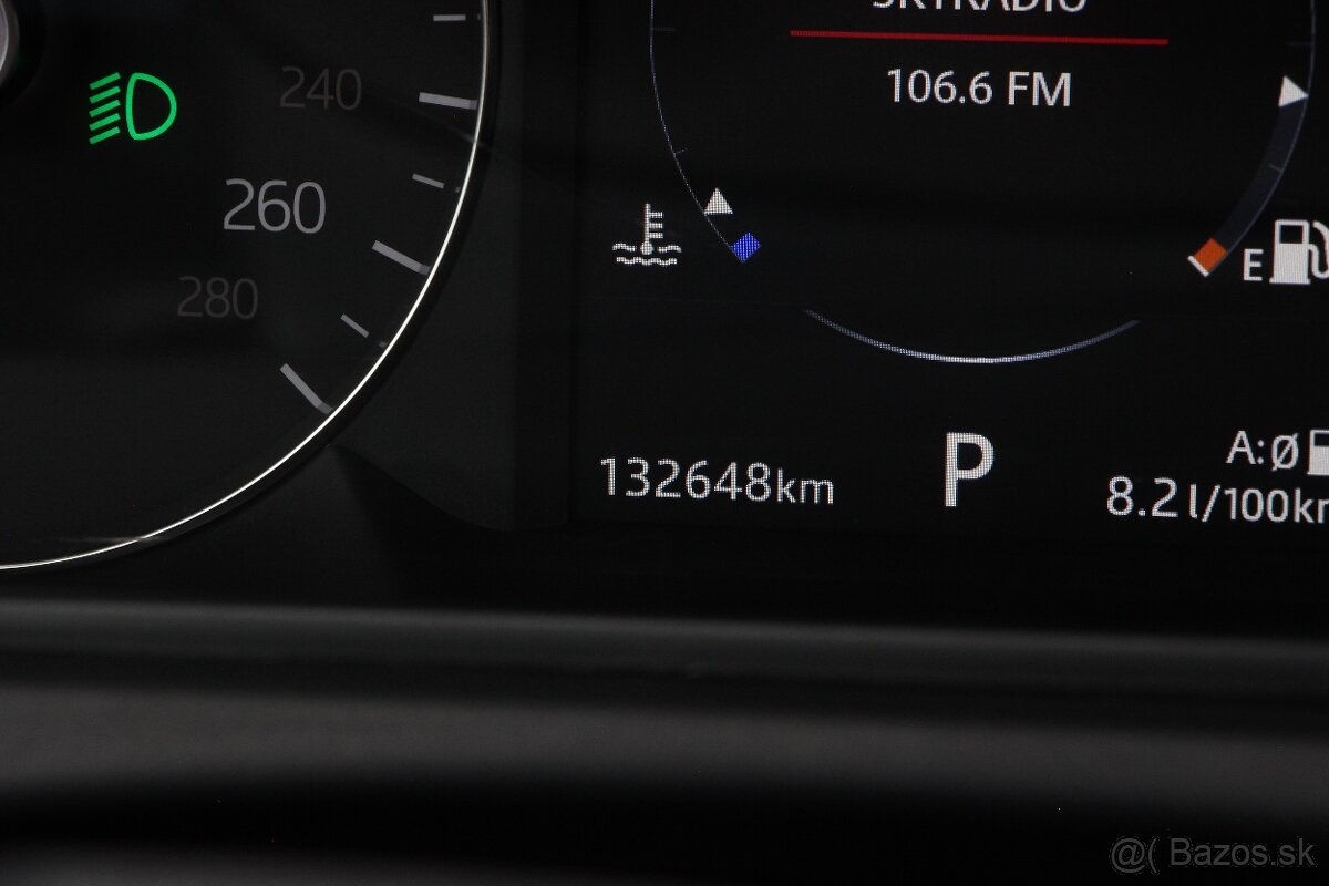 Range Rover Velar 2.0D UŽ OD 269€ MESAČNE - 10