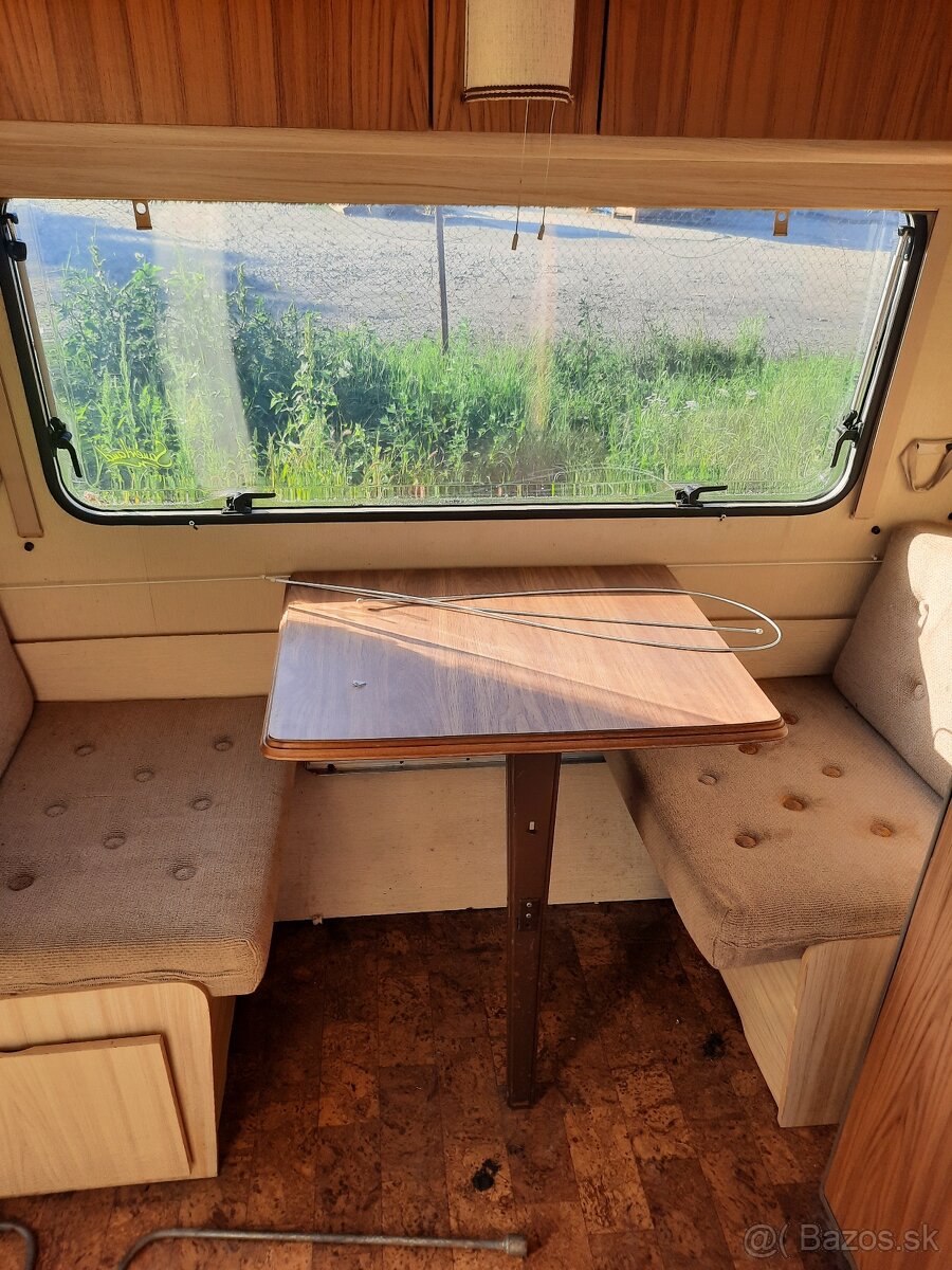 obytný príves - karavan. Chateau 330 - 10