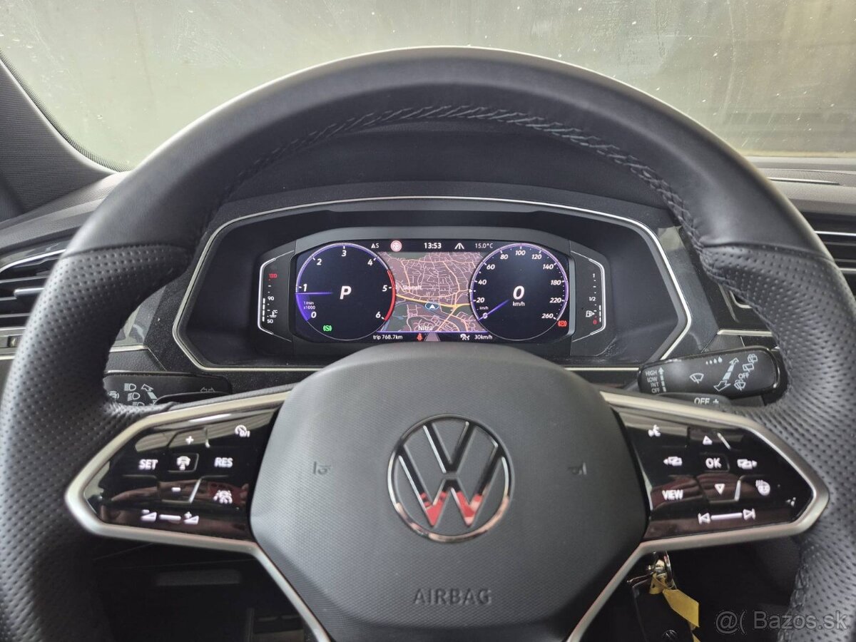 💙 Volkswagen Tiguan R-LINE Black - lapiz blau webasto iq li - 10