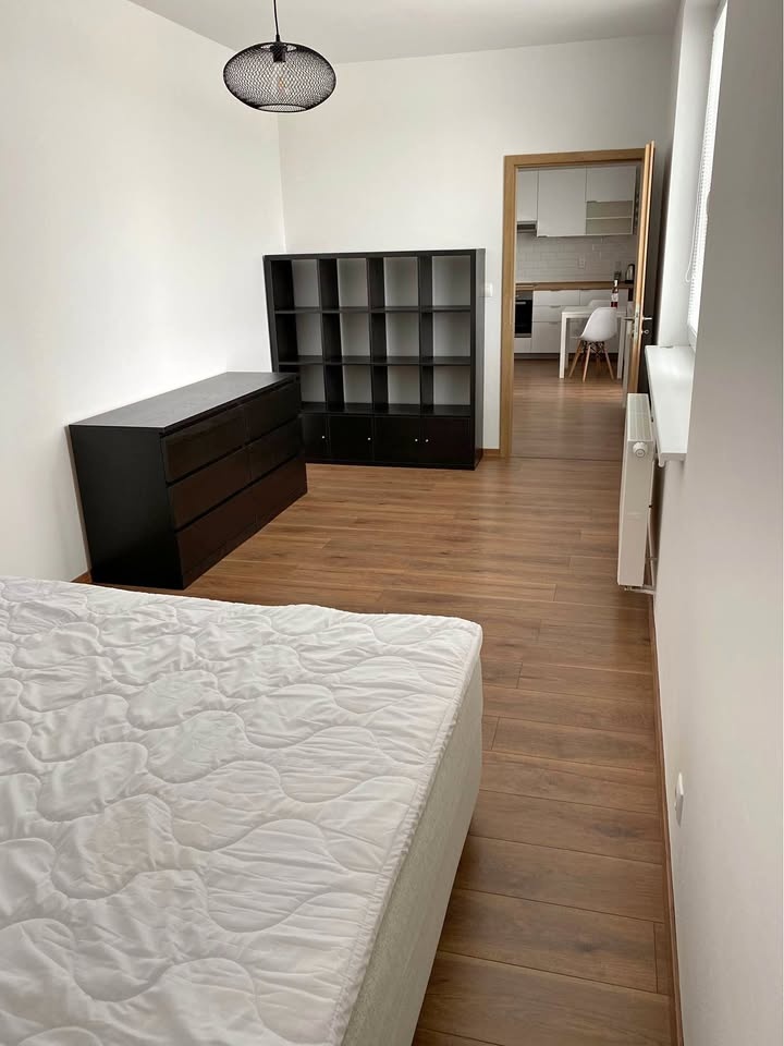 Krásny 2i byt v Slovenskom Grobe s parkovacím miestom - 10