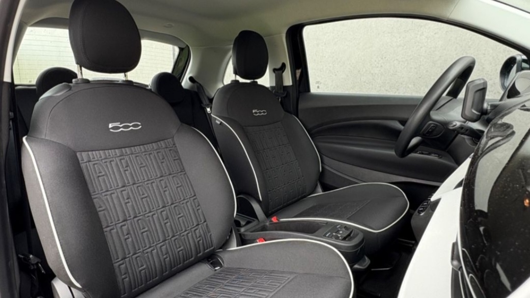 Fiat 500e 11/2022 elektromobil - 10