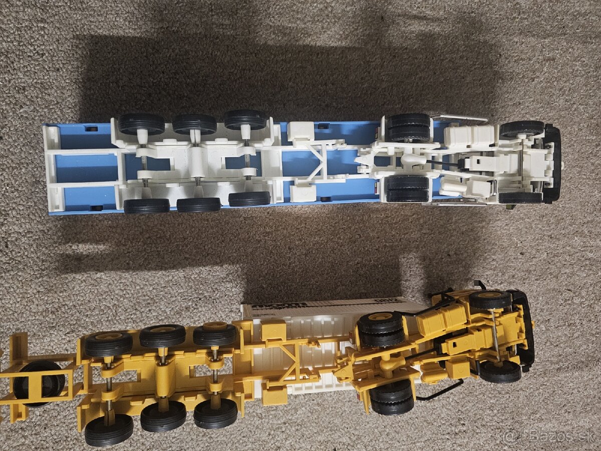 Dve autička Liaz - 10