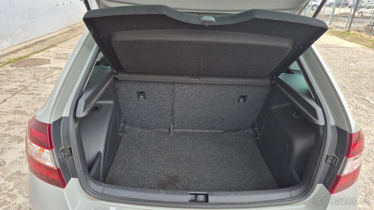 Škoda Rapid Spaceback SB 1.6 TDI Monte Carlo - 10