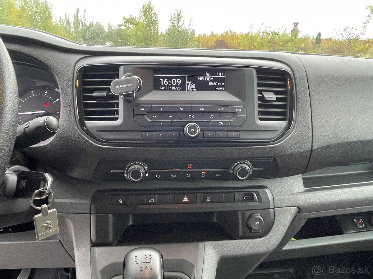 Peugeot Expert Furgon Long L3 2.0 BlueHDi Premium - 10