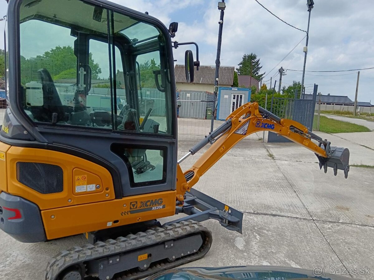 Minibager XCMG XE20E - 10