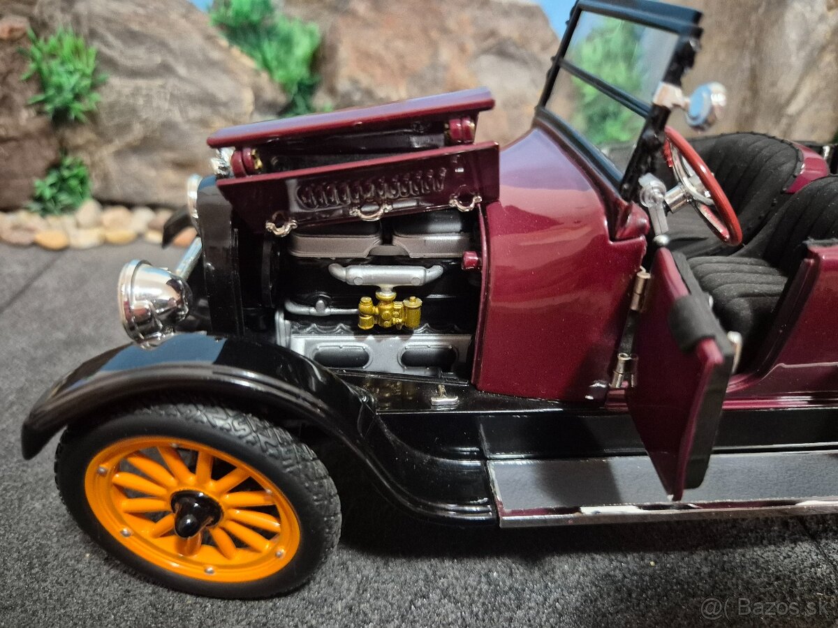 Prodám model 1:18 Reo touring 1917 - 10