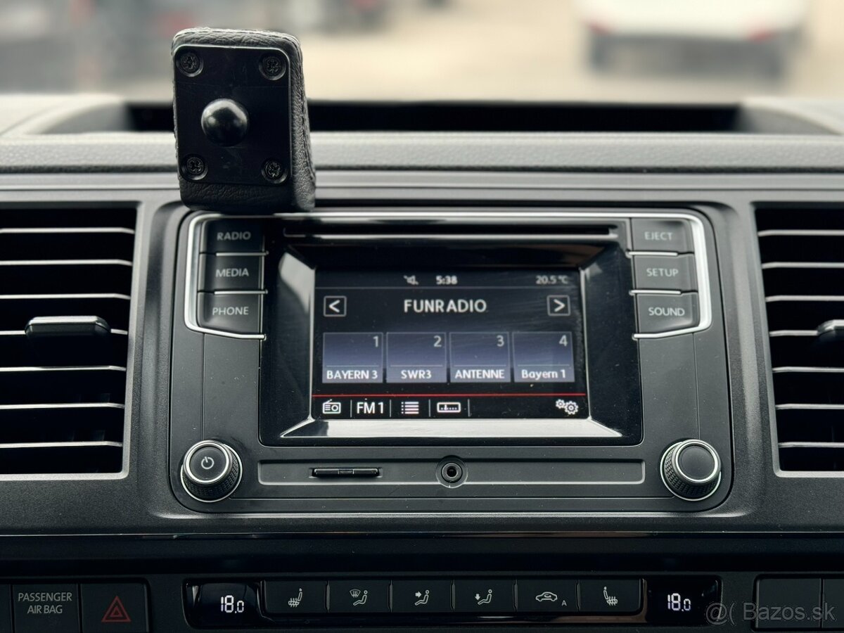 Volkswagen T6 Multivan 2.0 TDI BMT DSG - 10