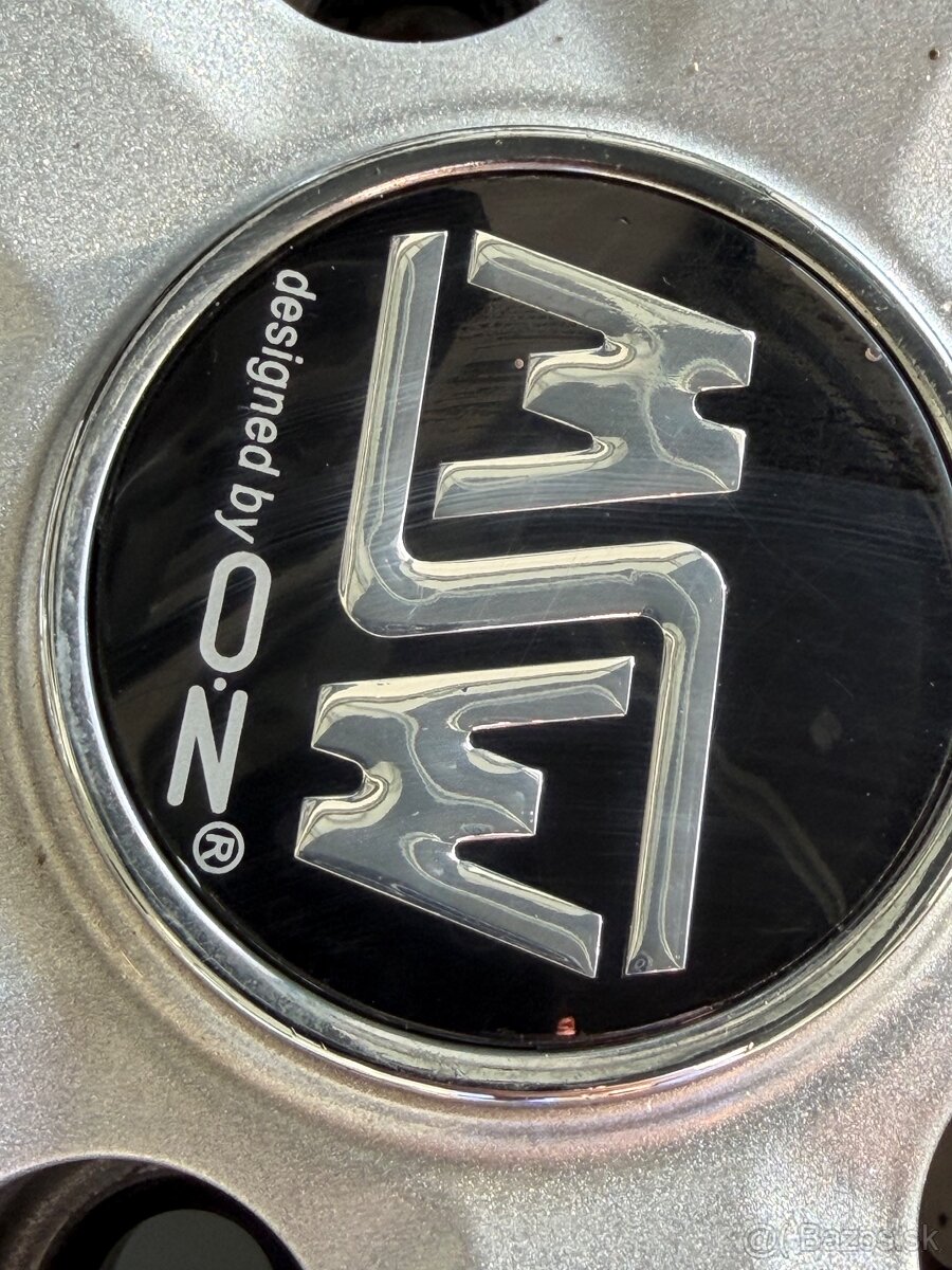 Predam Alu Disky Designed by OZ 5x120 ET45 - 10