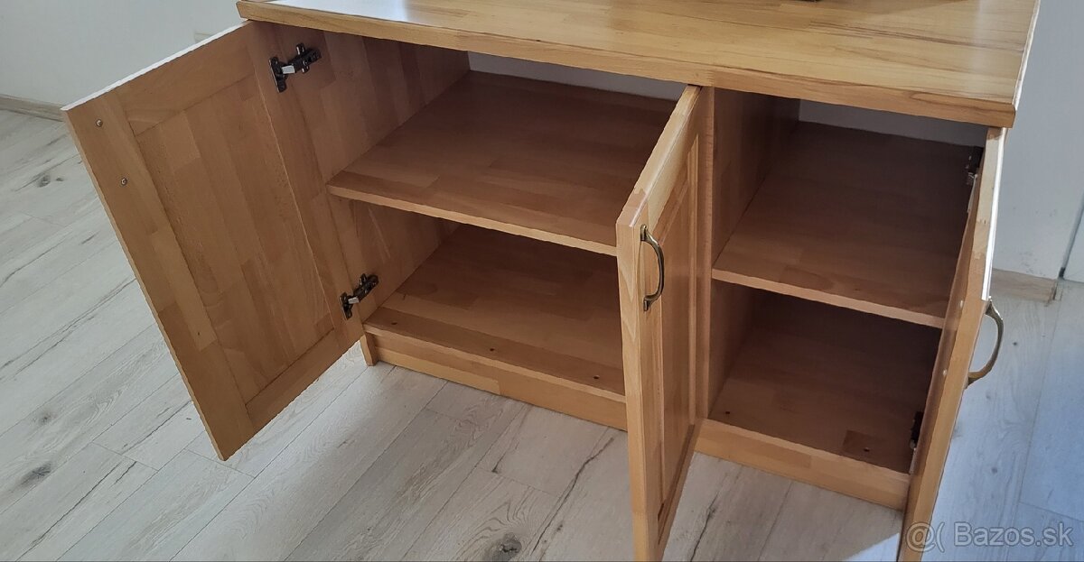 Komoda z masívu - 10