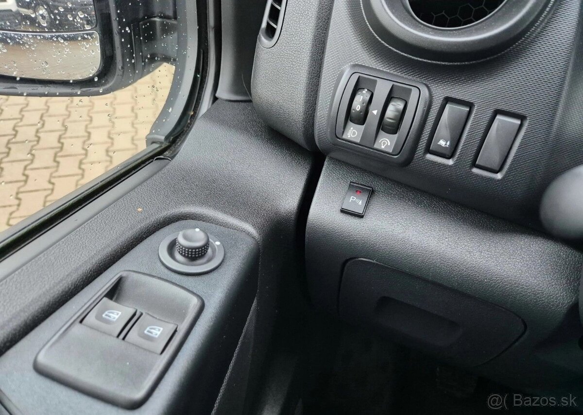 Renault Trafic L2H1 6 miestne 2.0dCi/120hp - rok 2021 - 10