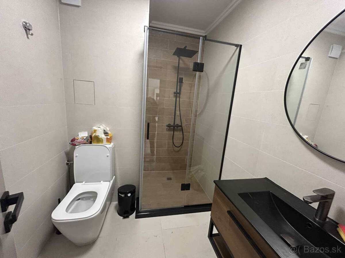 Dvojizbový byt v meste Ravda - 10