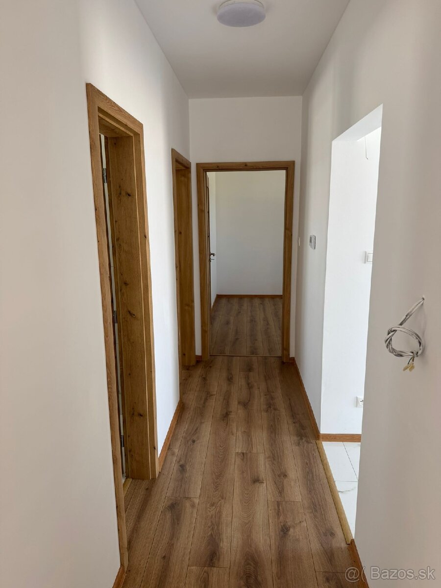 NOVOSTAVBA 4 IZBOVÉHO RODINNÉHO DOMU V ŠTANDARDE, A0+ - 10