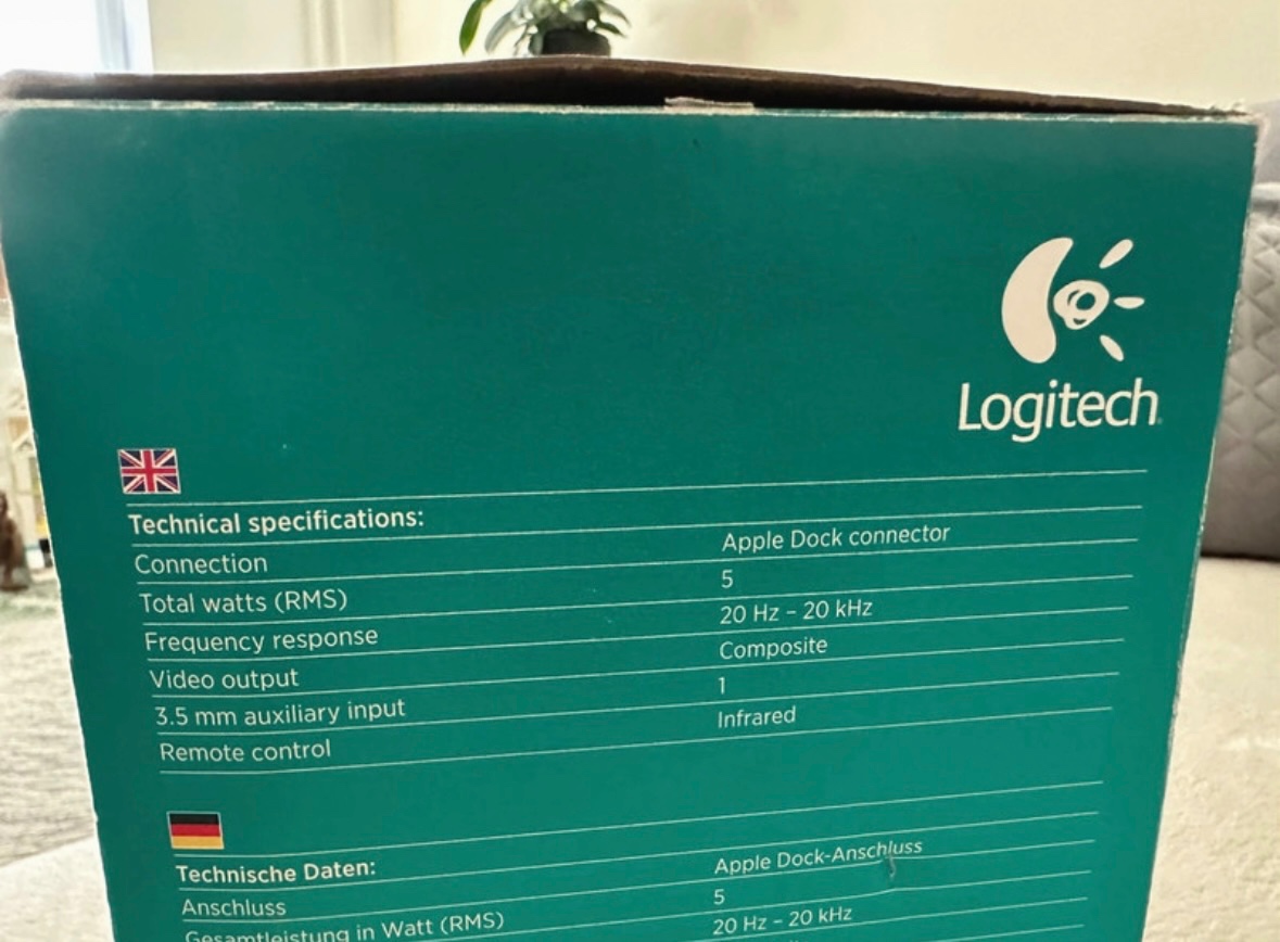 Stojan na iPad s reproduktormi - 10