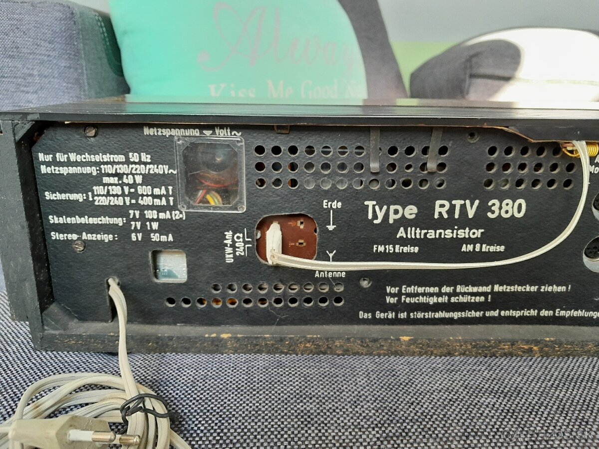 Vintage Grundig RTV 380 Receiver - 10