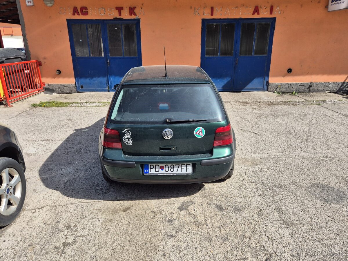 PREDÁM VW Golf 4 - 10