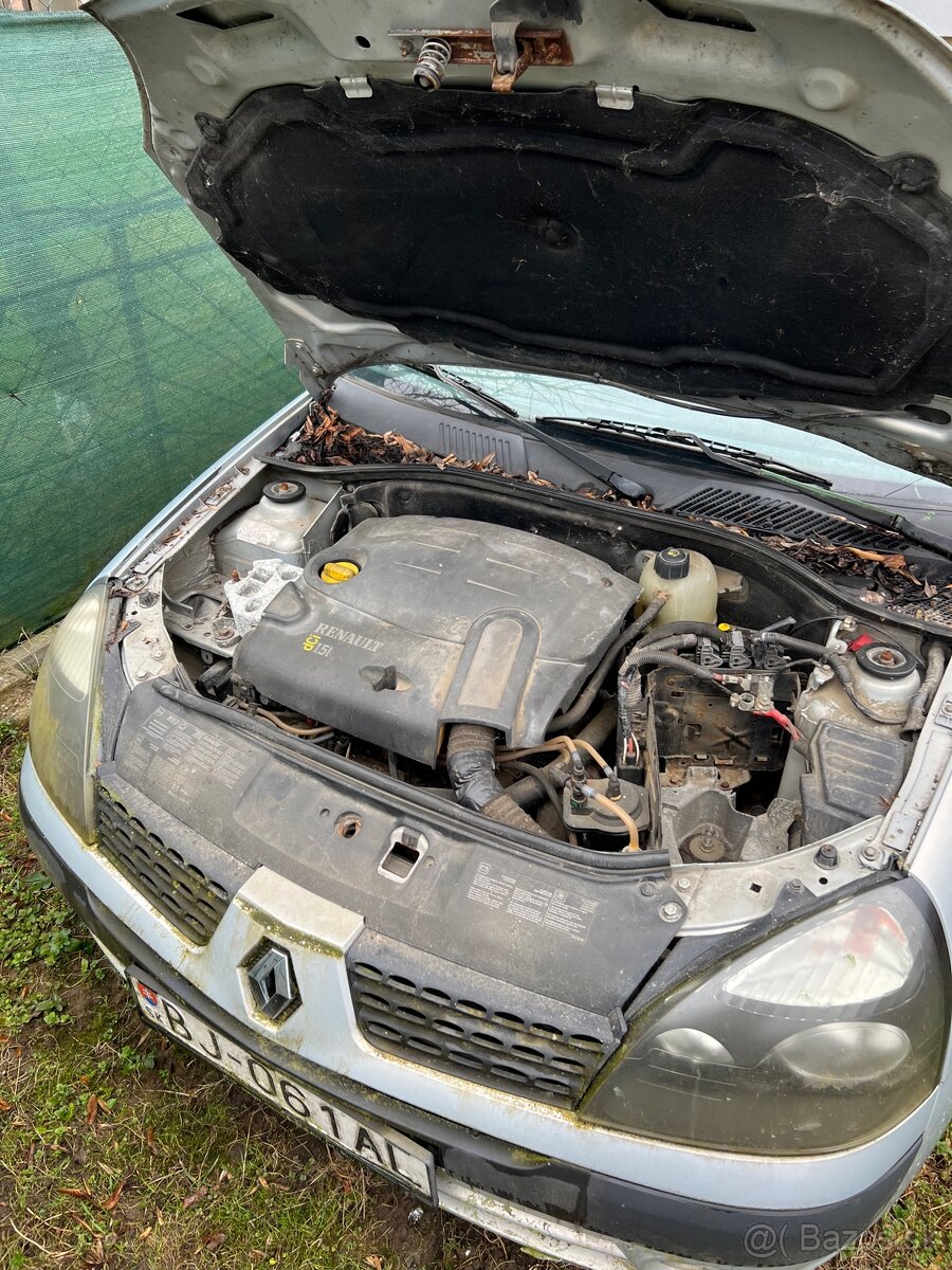 Renault Clio 1.5dCi - 10