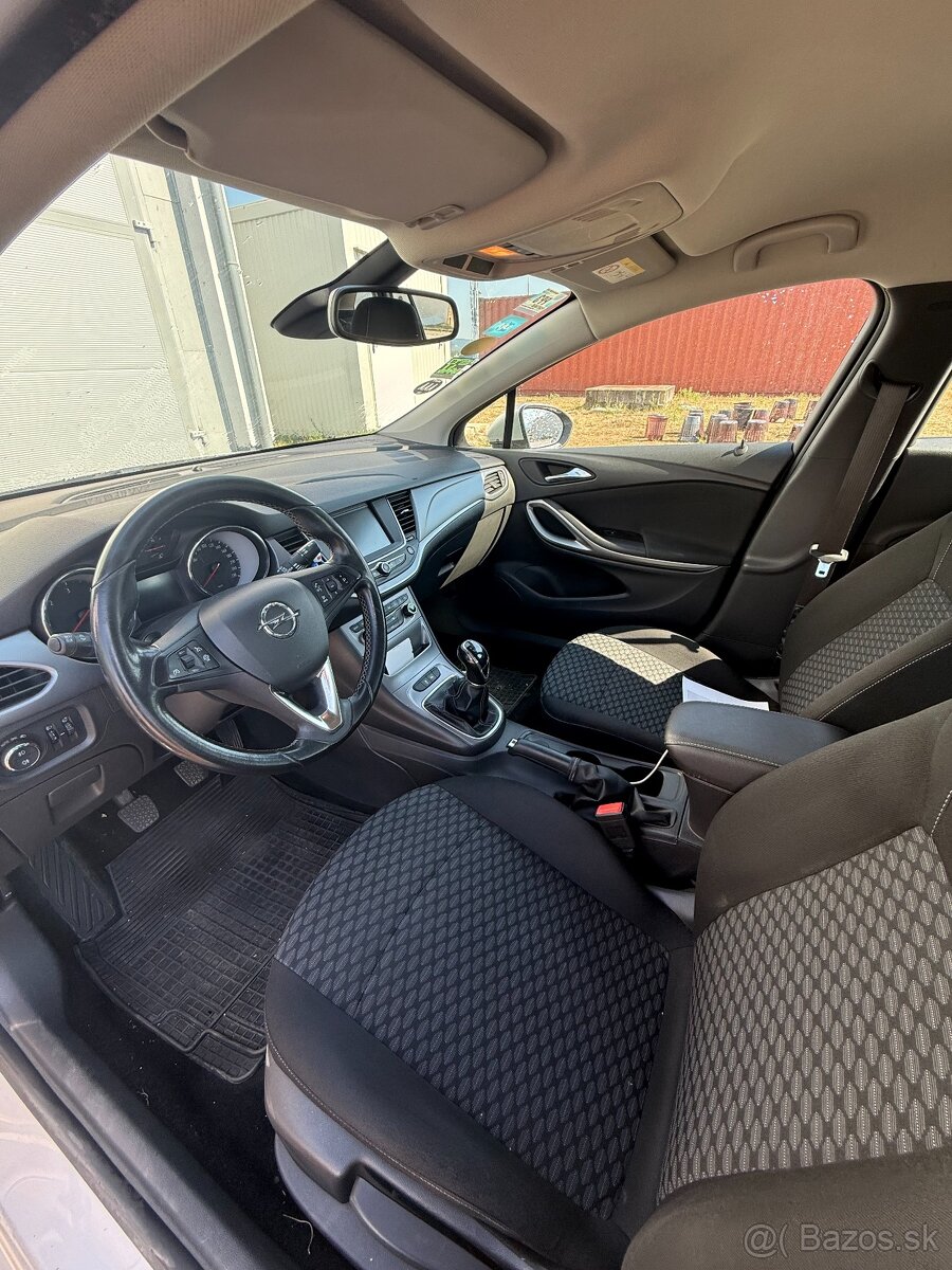OPEL ASTRA SPORTS TOURER - 10