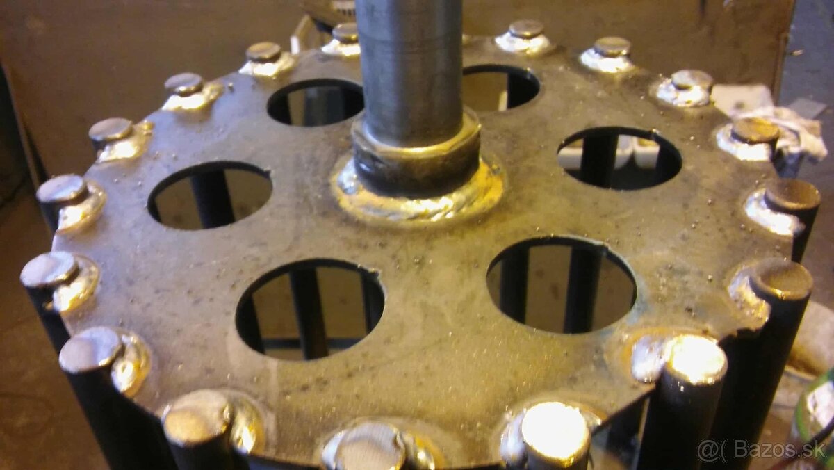 HĽADÁM PRÁCU ZVÁRAČ CO2 - 10