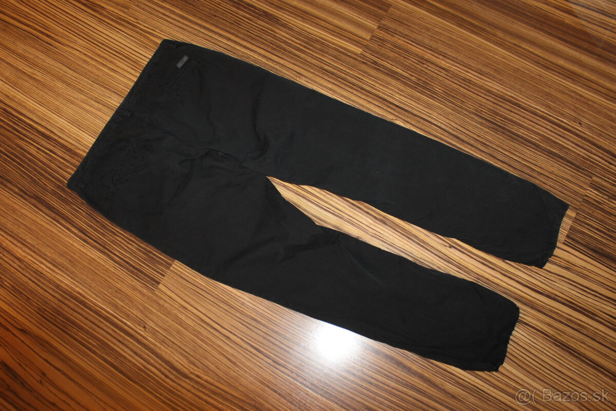 Čierne Chino nohavice Hugo Boss v. 54 - 10