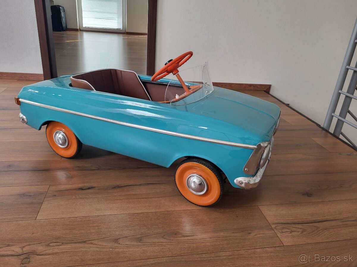 Šlapacie autíčko moskvič - 10