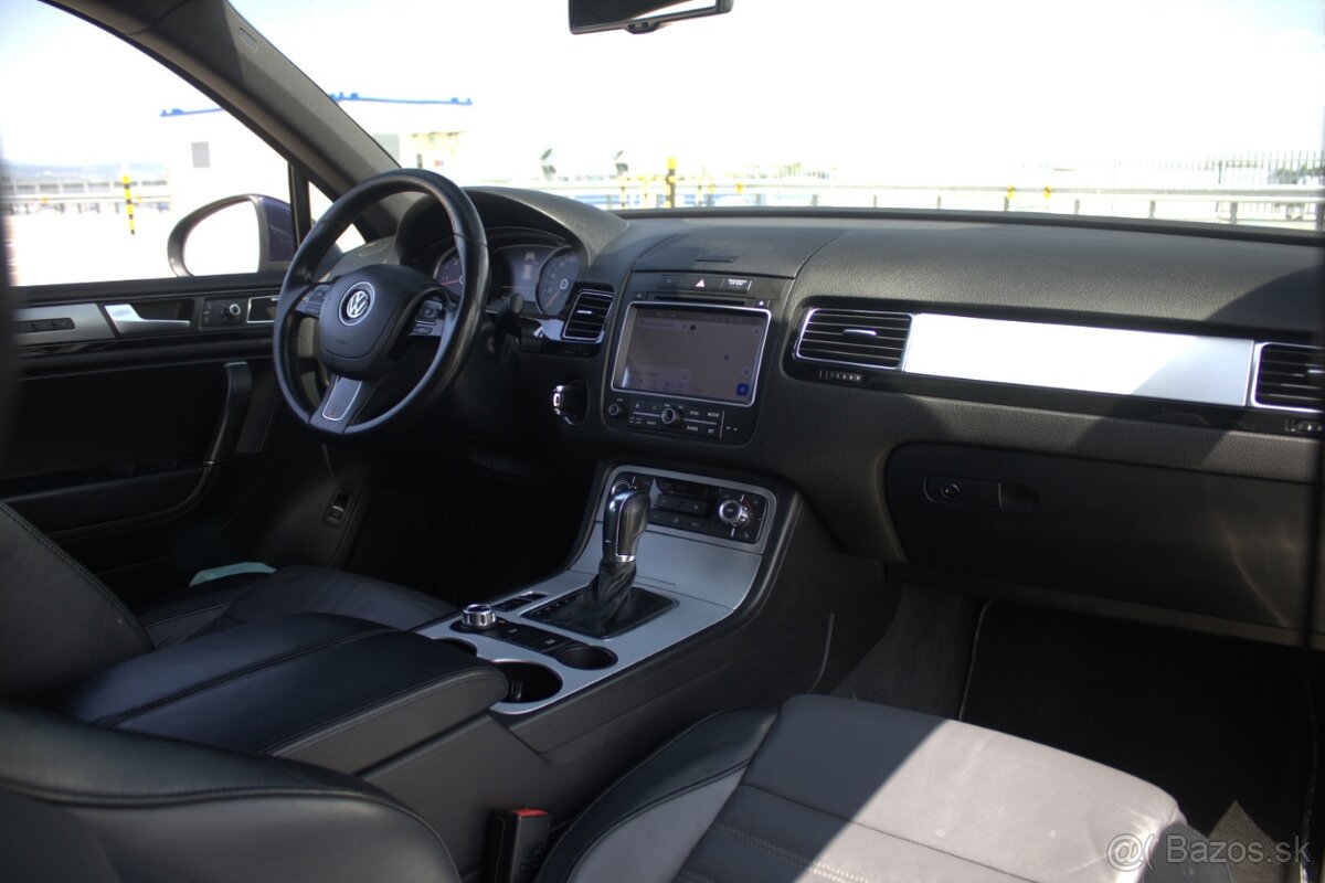 Volkswagen Touareg II 3.0 V6 TDI, 180kw BlueMotion, R-Line, - 10