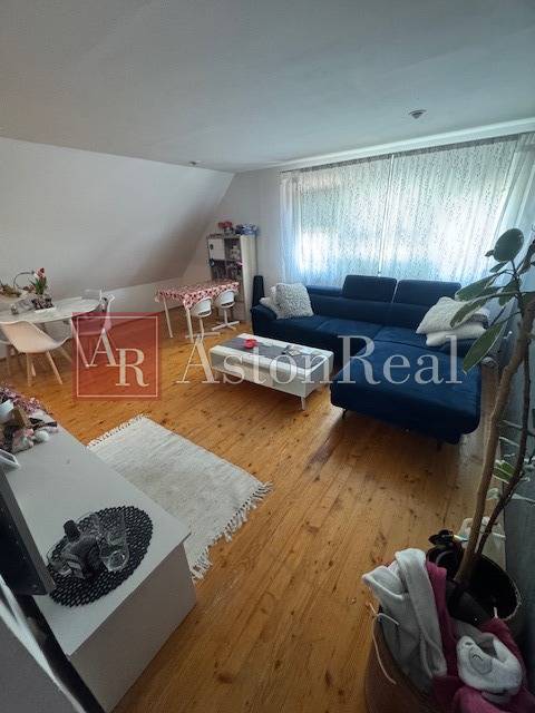 Exkluzívne 5-izbový Rodinný Dom - HORNÉ KOČKOVCE / Púchov - 10