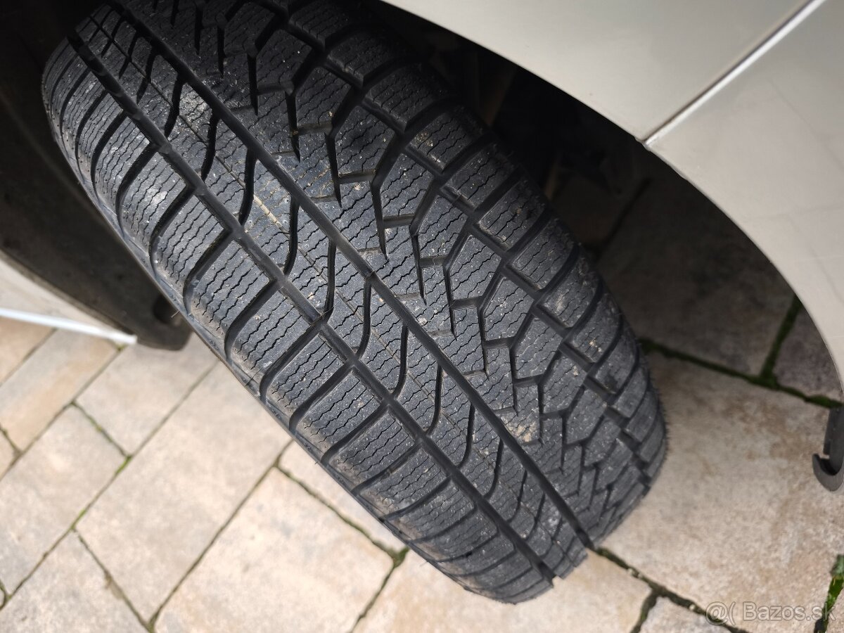 Predám Citroen C4. 1,6 HDI automat - 10