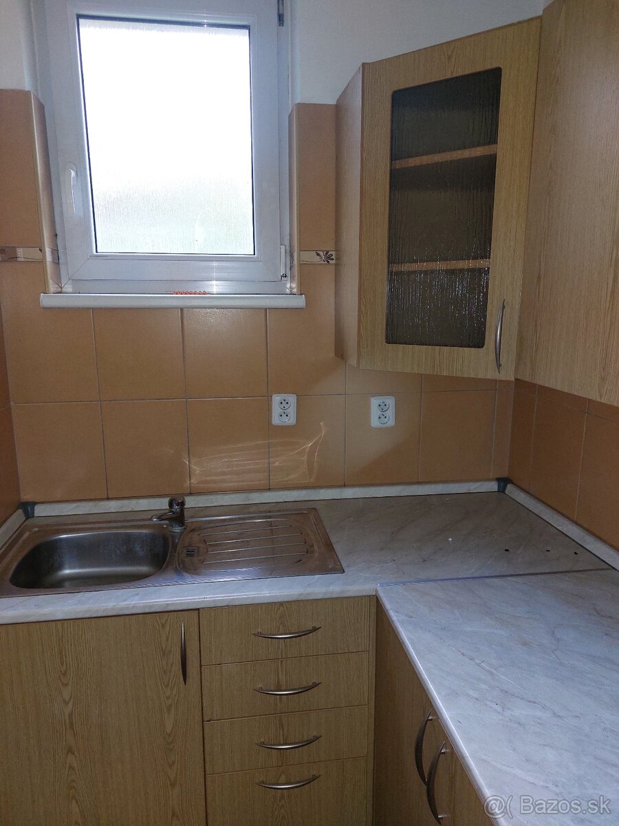 Prenájom kancelárske priestory od 20m2 pri Europe BBystrica - 10