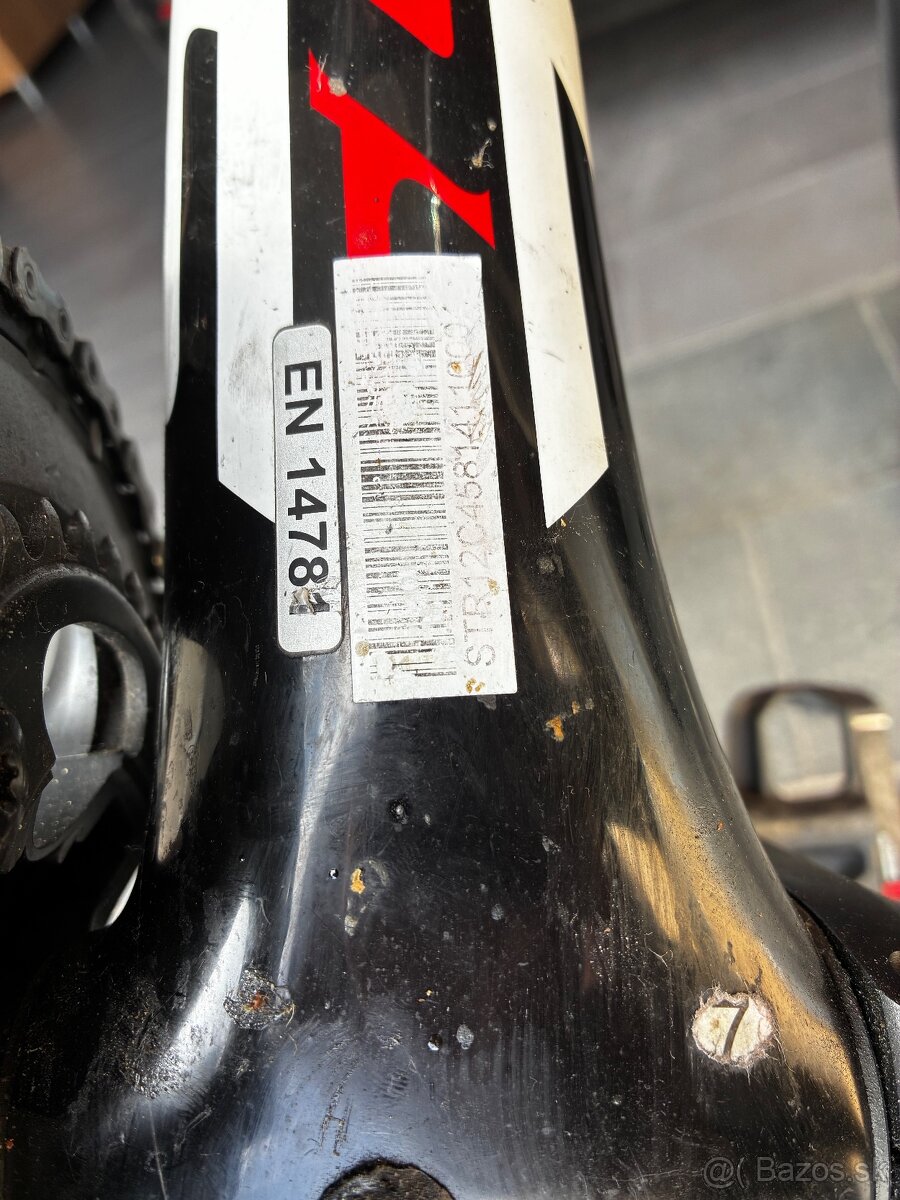 Predám karbónový cestný bicykel Scott - 10