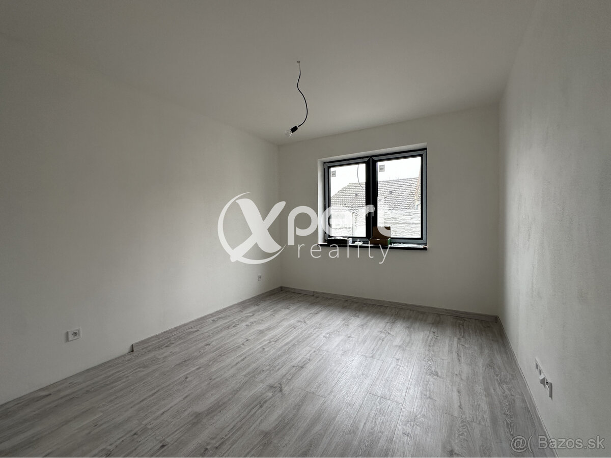 4-IZBOVÝ RODINNÝ DOM NA PREDAJ V OBCI ŽIHÁREC - 10