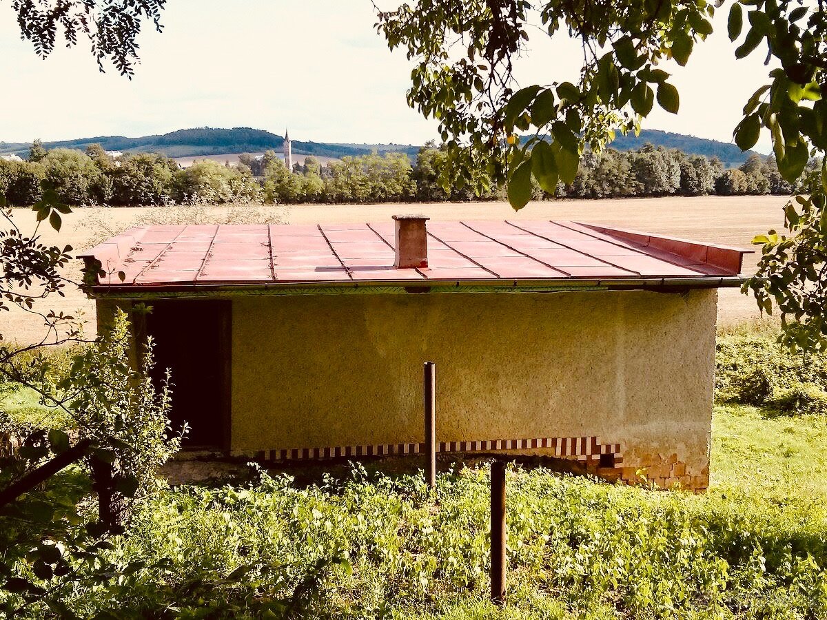 Chata v prírode pri kúpeľnom meste Dudince - 10