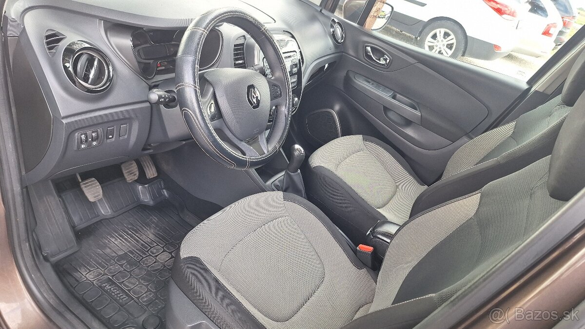 RENAULT CAPTUR 0 9 BENZ - 10