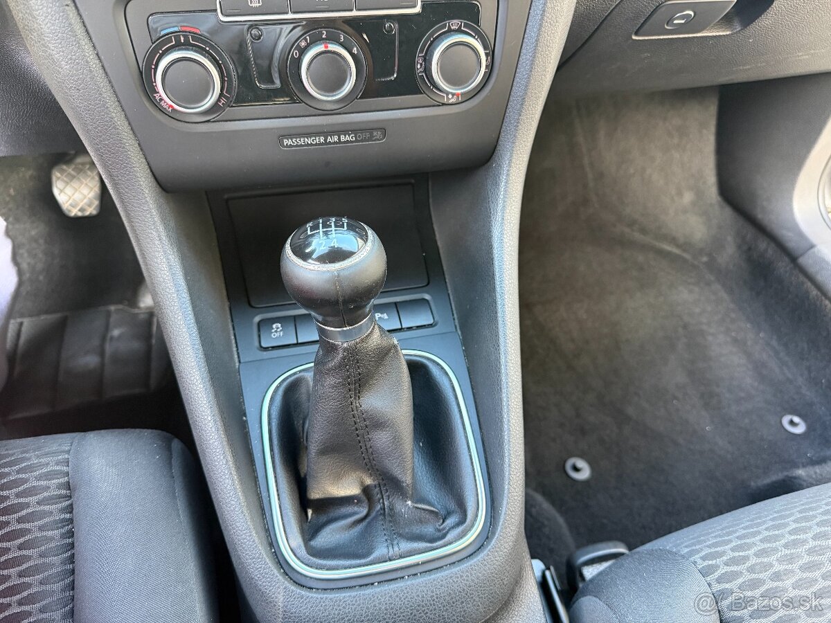 VW Golf 6 1.6 TDI 2012, 77 kW - 10