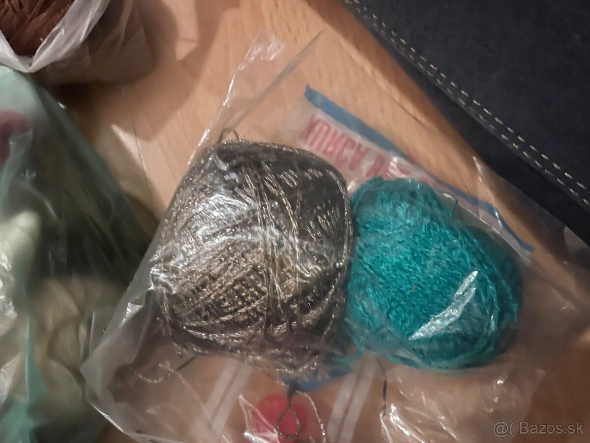 Moulinky, výšivky atď - 10