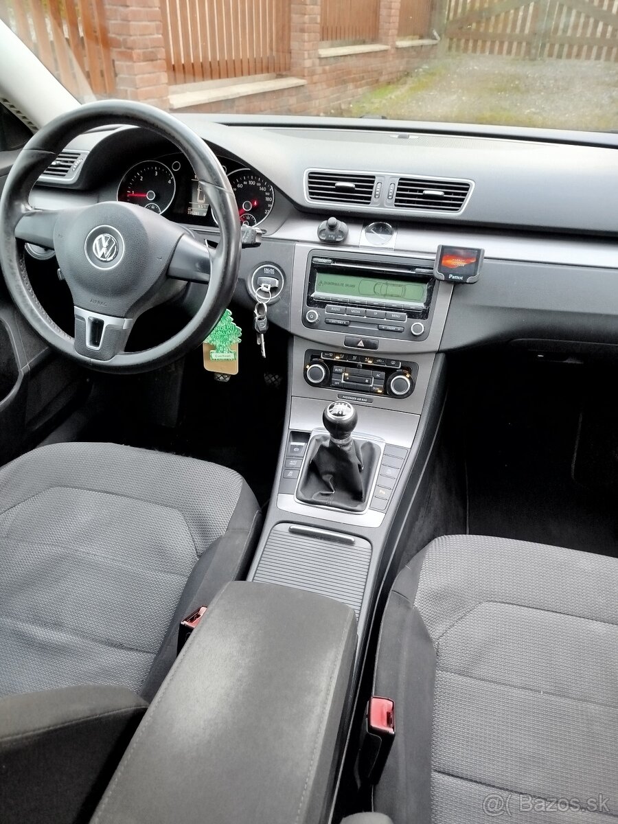 Volkswagen Passat B7, 2l, 103kw - 10
