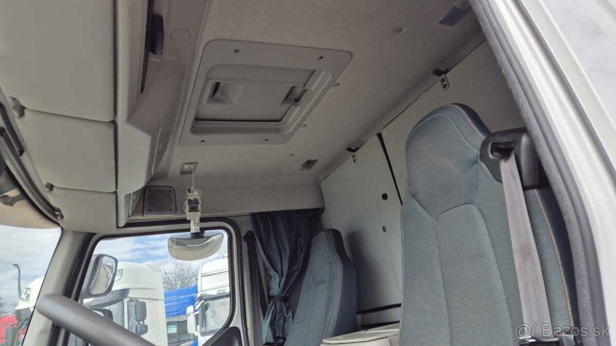 Prodám VOLVO FL 250 BB EURO 6 - mrazírna + CARRIER XARIOS 60 - 10