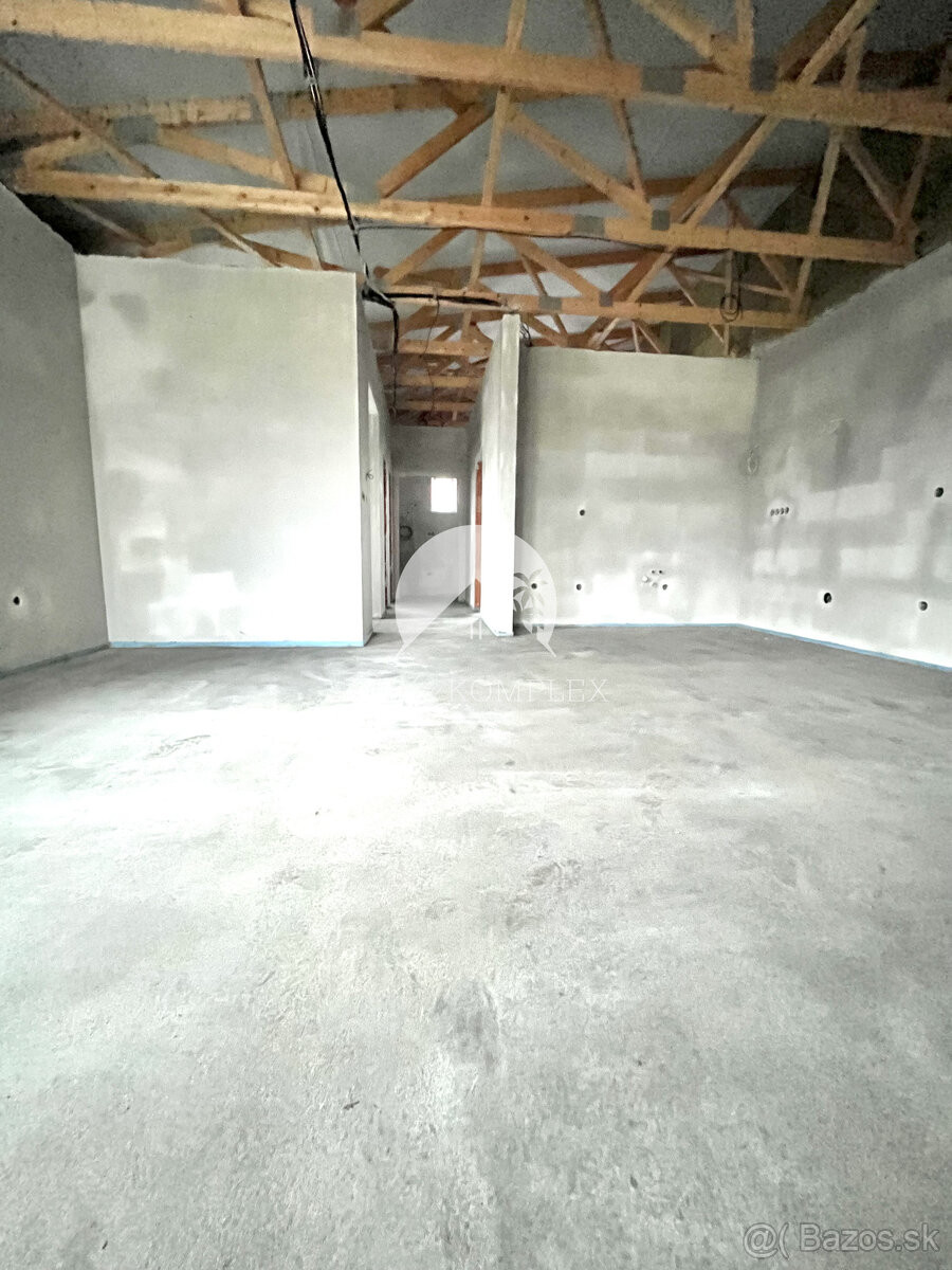 Reality KOMPLEX s.r.o., Vám ponúka na predaj moderný dvojdom - 10