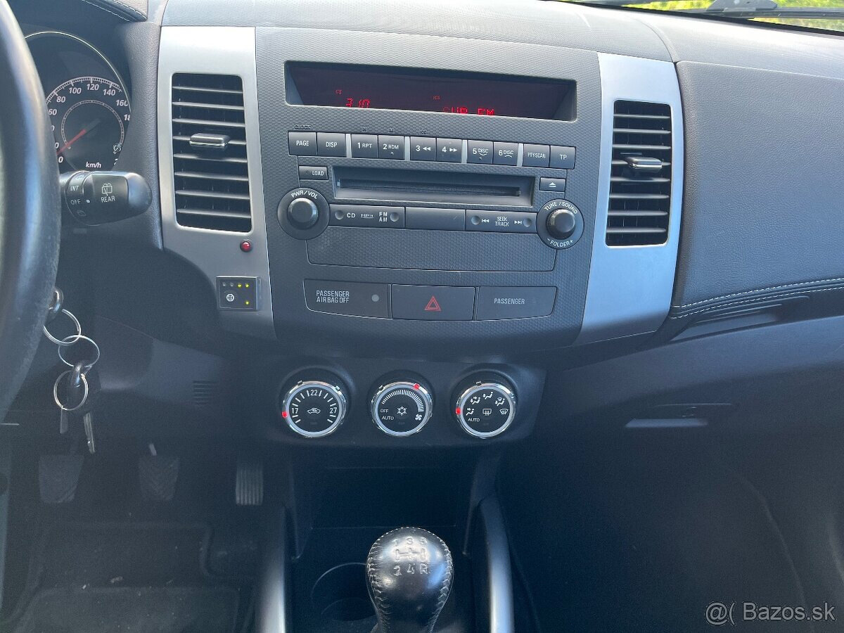 Mitsubishi Outlander 2.0 benzin + LPG r.v 2010 top - 10