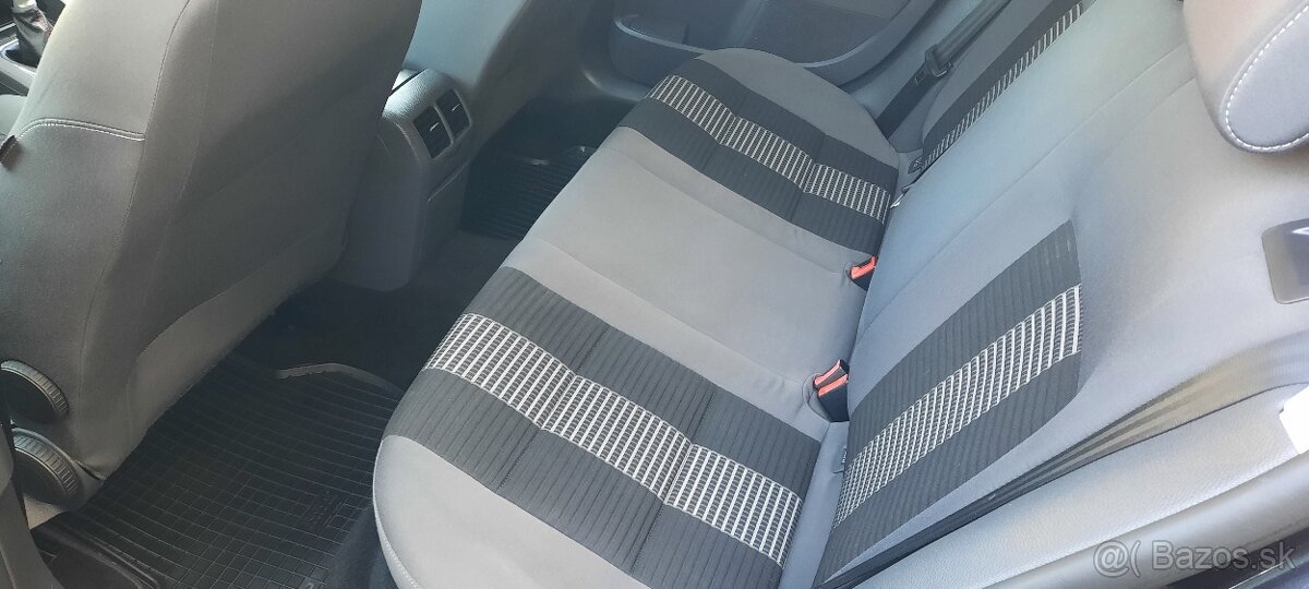 Volkswagen golf - 10